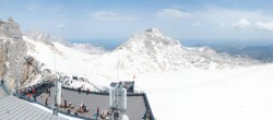 Archiv Foto Webcam Dachstein Gletscher: Panoramablick von der Bergstation 11:00