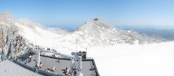 Archiv Foto Webcam Dachstein Gletscher: Panoramablick von der Bergstation 09:00