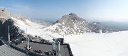 Archiv Foto Webcam Dachstein Gletscher: Panoramablick von der Bergstation 07:00