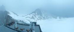 Archiv Foto Webcam Dachstein Gletscher: Panoramablick von der Bergstation 19:00