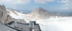 Archiv Foto Webcam Dachstein Gletscher: Panoramablick von der Bergstation 13:00
