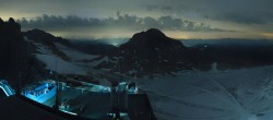 Archiv Foto Webcam Dachstein Gletscher: Panoramablick von der Bergstation 01:00