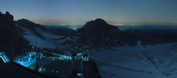 Archiv Foto Webcam Dachstein Gletscher: Panoramablick von der Bergstation 23:00