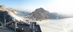 Archiv Foto Webcam Dachstein Gletscher: Panoramablick von der Bergstation 05:00