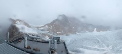 Archiv Foto Webcam Dachstein Gletscher: Panoramablick von der Bergstation 06:00