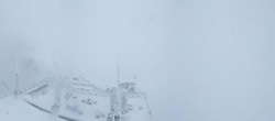 Archiv Foto Webcam Dachstein Gletscher: Panoramablick von der Bergstation 09:00