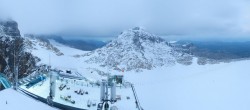 Archived image Panoramic webcam view at the Dachstein Glacier 01:00