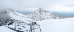 Archived image Panoramic webcam view at the Dachstein Glacier 05:00