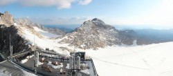 Archiv Foto Webcam Dachstein Gletscher: Panoramablick von der Bergstation 06:00
