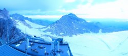 Archiv Foto Webcam Dachstein Gletscher: Panoramablick von der Bergstation 03:00