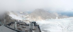 Archiv Foto Webcam Dachstein Gletscher: Panoramablick von der Bergstation 09:00