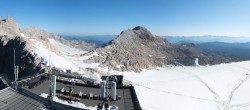 Archived image Panoramic webcam view at the Dachstein Glacier 07:00