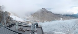 Archiv Foto Webcam Dachstein Gletscher: Panoramablick von der Bergstation 06:00
