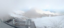 Archiv Foto Webcam Dachstein Gletscher: Panoramablick von der Bergstation 13:00