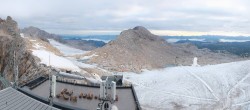 Archiv Foto Webcam Dachstein Gletscher: Panoramablick von der Bergstation 05:00