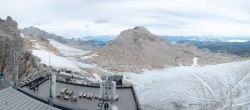 Archiv Foto Webcam Dachstein Gletscher: Panoramablick von der Bergstation 09:00