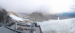 Archiv Foto Webcam Dachstein Gletscher: Panoramablick von der Bergstation 05:00