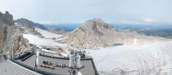 Archiv Foto Webcam Dachstein Gletscher: Panoramablick von der Bergstation 15:00