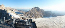 Archiv Foto Webcam Dachstein Gletscher: Panoramablick von der Bergstation 06:00