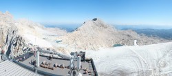 Archiv Foto Webcam Dachstein Gletscher: Panoramablick von der Bergstation 09:00