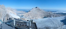 Archiv Foto Webcam Dachstein Gletscher: Panoramablick von der Bergstation 23:00