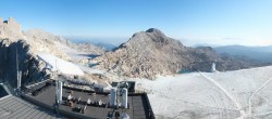 Archiv Foto Webcam Dachstein Gletscher: Panoramablick von der Bergstation 07:00