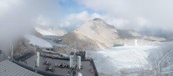 Archived image Panoramic webcam view at the Dachstein Glacier 11:00