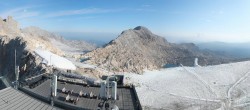 Archiv Foto Webcam Dachstein Gletscher: Panoramablick von der Bergstation 07:00