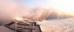 Archiv Foto Webcam Dachstein Gletscher: Panoramablick von der Bergstation 05:00