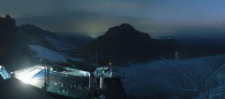 Archiv Foto Webcam Dachstein Gletscher: Panoramablick von der Bergstation 03:00