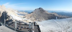 Archiv Foto Webcam Dachstein Gletscher: Panoramablick von der Bergstation 06:00