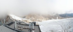 Archiv Foto Webcam Dachstein Gletscher: Panoramablick von der Bergstation 08:00