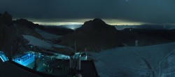 Archiv Foto Webcam Dachstein Gletscher: Panoramablick von der Bergstation 21:00