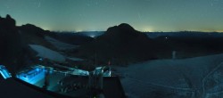 Archiv Foto Webcam Dachstein Gletscher: Panoramablick von der Bergstation 01:00