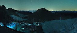 Archiv Foto Webcam Dachstein Gletscher: Panoramablick von der Bergstation 01:00