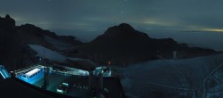Archived image Panoramic webcam view at the Dachstein Glacier 03:00