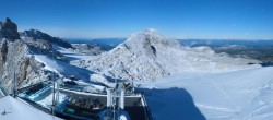 Archiv Foto Webcam Dachstein Gletscher: Panoramablick von der Bergstation 23:00