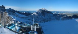 Archiv Foto Webcam Dachstein Gletscher: Panoramablick von der Bergstation 01:00