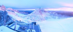 Archiv Foto Webcam Dachstein Gletscher: Panoramablick von der Bergstation 05:00