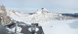 Archiv Foto Webcam Dachstein Gletscher: Panoramablick von der Bergstation 09:00