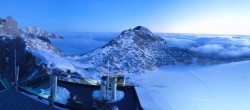 Archived image Panoramic webcam view at the Dachstein Glacier 05:00