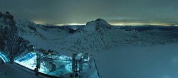 Archiv Foto Webcam Dachstein Gletscher: Panoramablick von der Bergstation 03:00