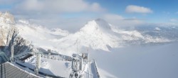 Archived image Panoramic webcam view at the Dachstein Glacier 07:00