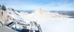 Archiv Foto Webcam Dachstein Gletscher: Panoramablick von der Bergstation 11:00