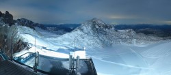 Archiv Foto Webcam Dachstein Gletscher: Panoramablick von der Bergstation 21:00