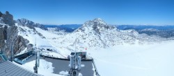 Archived image Panoramic webcam view at the Dachstein Glacier 03:00