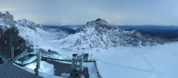 Archiv Foto Webcam Dachstein Gletscher: Panoramablick von der Bergstation 02:00