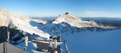 Archiv Foto Webcam Dachstein Gletscher: Panoramablick von der Bergstation 07:00