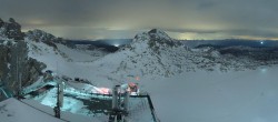 Archiv Foto Webcam Dachstein Gletscher: Panoramablick von der Bergstation 21:00
