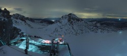 Archiv Foto Webcam Dachstein Gletscher: Panoramablick von der Bergstation 23:00